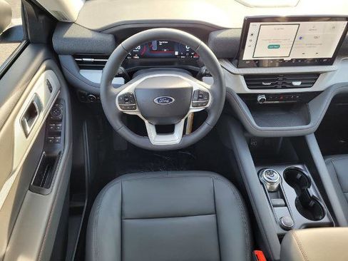 New 2026 Ford Explorer Active w/ Active Comfort Package image 11