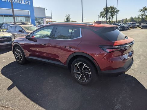 New 2026 Chevrolet Equinox EV LT image 6