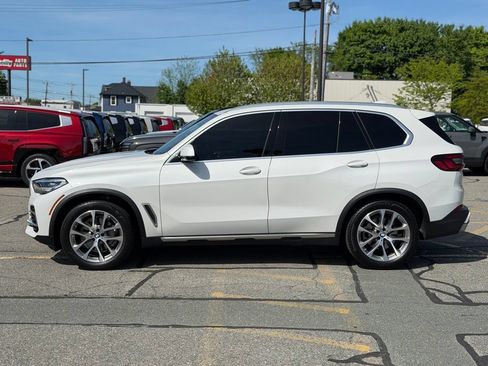 Used 2023 BMW X5 xDrive40i w/ Luxury Seating Package AWD/4WD image 2