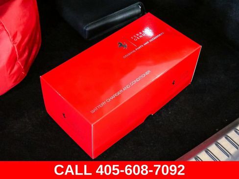 Used 2025 Ferrari Purosangue AWD/4WD image 23