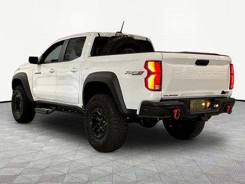 Used 2024 Chevrolet Colorado ZR2 w/ ZR2 Bison Edition AWD/4WD image 4