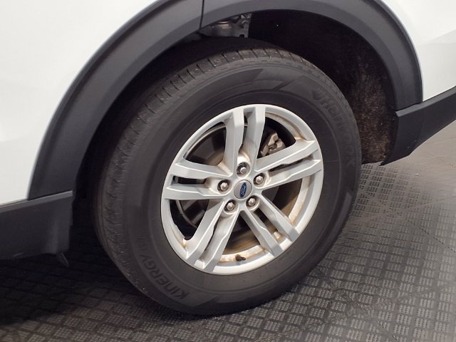 Used 2021 Ford Explorer XLT w/ Equipment Group 202A AWD/4WD image 31