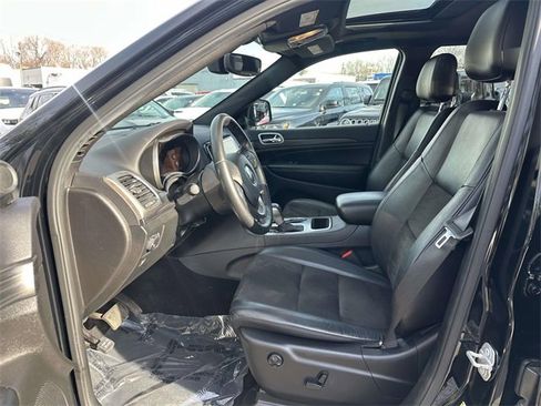 Certified 2019 Jeep Grand Cherokee Altitude image 14