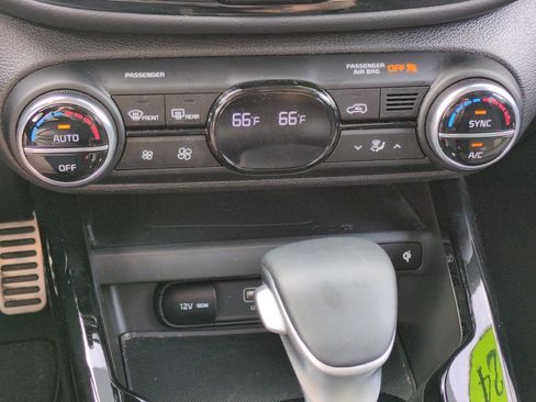Used 2024 Kia Soul EX FWD image 21