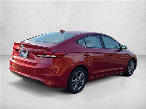 Used 2017 Hyundai Elantra SE w/ SE A/T Tech Package 03 image 5