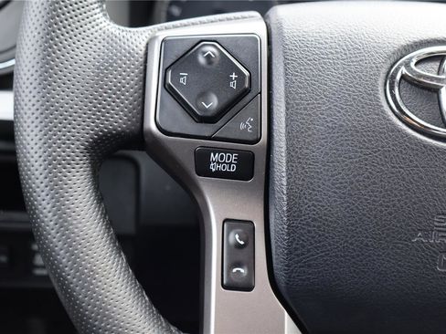 Used 2018 Toyota Tacoma Limited image 17