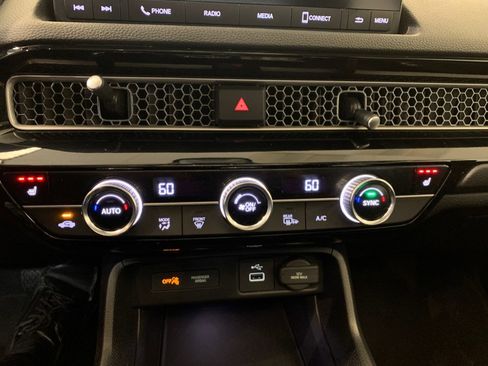 Used 2023 Honda Civic EX image 35