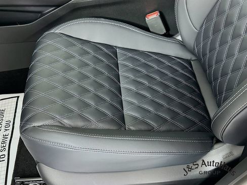 Used 2024 Mitsubishi Outlander SEL Black Edition AWD/4WD image 24