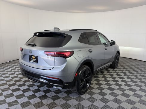 Used 2025 Buick Envision Sport Touring AWD/4WD image 10