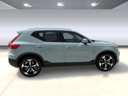 Used 2019 Volvo XC40 T5 Momentum AWD/4WD image 8