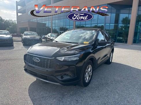 Used 2024 Ford Escape Active FWD image 1