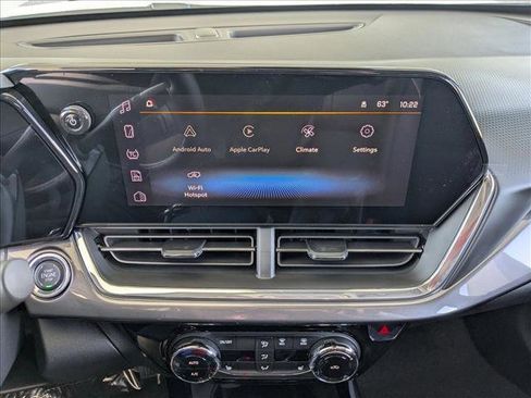 New 2026 Chevrolet Trax ACTIV w/ Sunroof Package FWD image 12