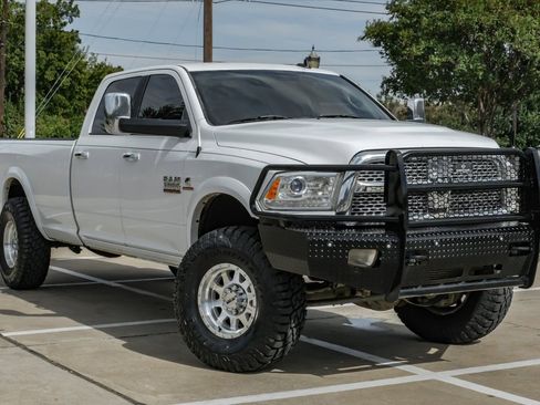 Used 2016 RAM 3500 Laramie image 8