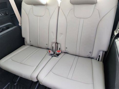 New 2026 Kia Sorento S w/ S Panoramic Sunroof Package FWD image 23