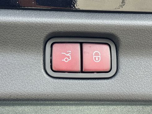 New 2025 Mercedes-Benz EQE AMG 4MATIC Sedan image 16