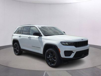 New 2025 Jeep Grand Cherokee Altitude