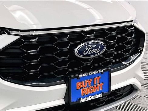 Used 2023 Ford Escape ST-Line Elite image 31