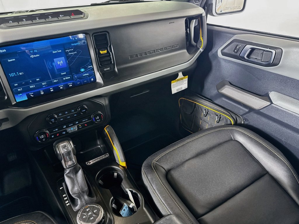 Used 2023 Ford Bronco Badlands AWD/4WD image 23