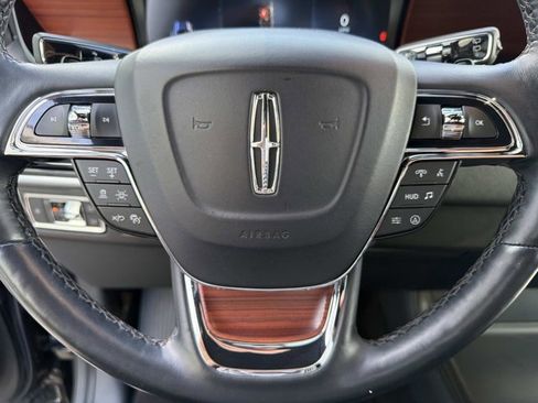 Certified 2023 Lincoln Navigator Reserve image 28