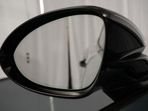 Used 2019 Porsche Cayenne Turbo AWD/4WD image 33