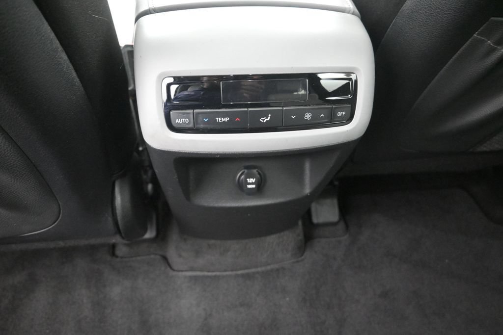 Used 2021 Hyundai Palisade SEL FWD image 14