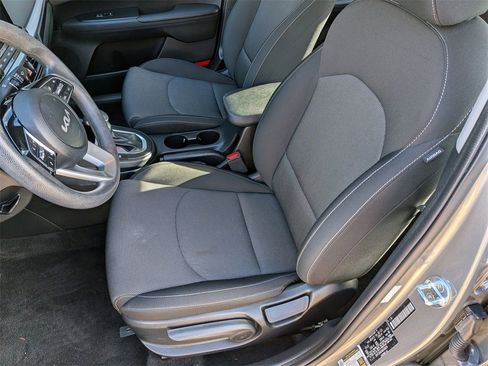 Certified 2022 Kia Forte LXS image 20