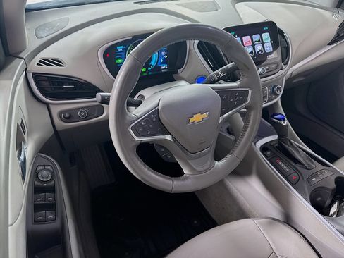 Used 2018 Chevrolet Volt LT w/ LT Driver Confidence Package image 21