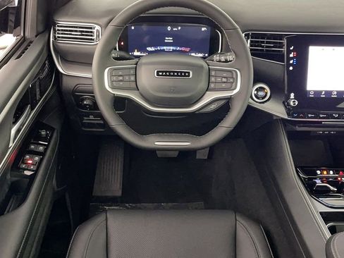 New 2025 Jeep Wagoneer L Series II image 14