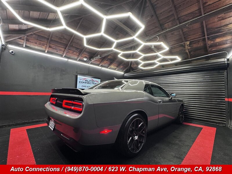 Used 2018 Dodge Challenger R/T w/ Quick Order Package 22P T/A RWD image 3