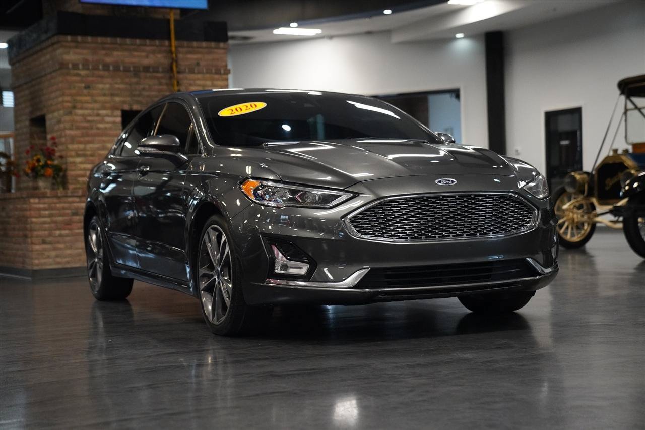 Used 2020 Ford Fusion Titanium AWD/4WD image 4