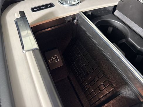 New 2025 Lincoln Navigator L Reserve w/ Jet Appearance Package image 42