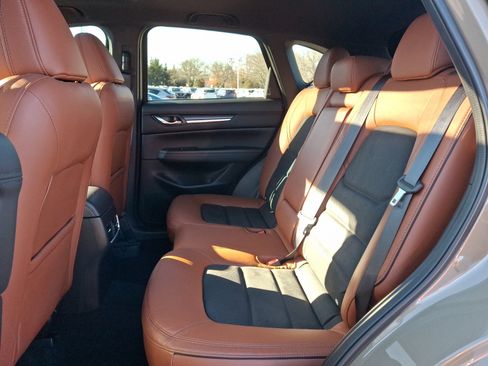 Certified 2024 MAZDA CX-5 Carbon Edition image 11