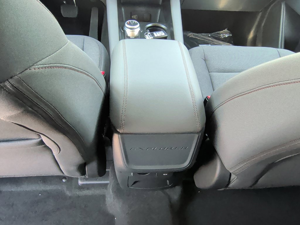 Used 2026 Ford Explorer Active RWD image 37