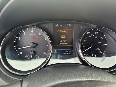 Used 2019 Nissan Rogue SL image 11