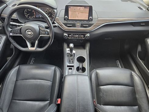 Used 2019 Nissan Altima 2.0 Edition One image 25