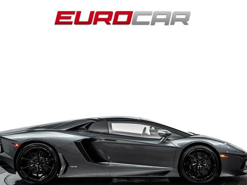 Used 2014 Lamborghini Aventador LP 700-4 AWD/4WD image 7