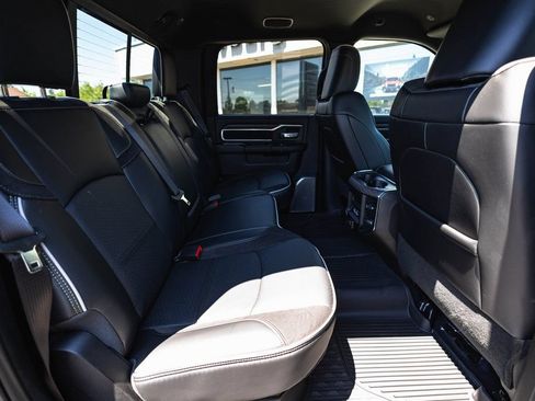 New 2025 RAM 2500 Laramie AWD/4WD image 29