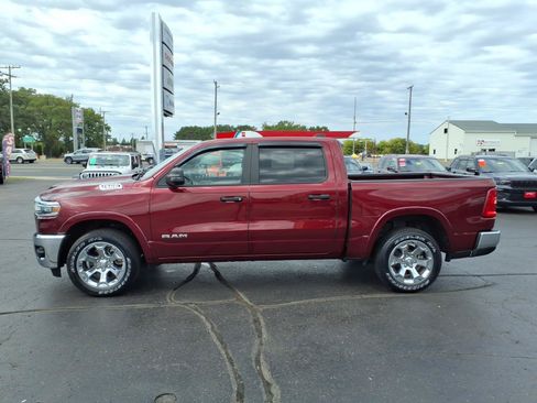 Used 2025 RAM 1500 Big Horn AWD/4WD image 7