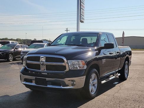 Used 2022 RAM 1500 Tradesman w/ Tradesman SXT Package RWD image 2
