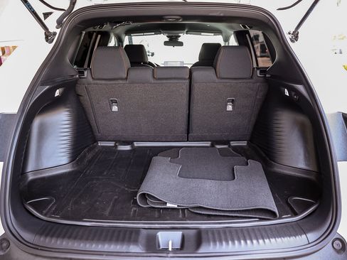 Certified 2024 Honda HR-V Sport image 32