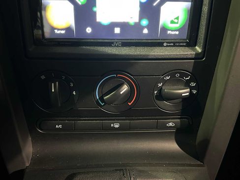 Used 2008 Ford Mustang GT Premium image 25