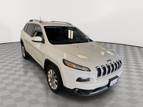 Used 2015 Jeep Cherokee Limited image 5