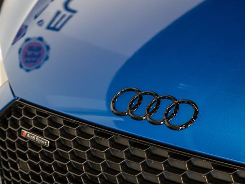 Used 2018 Audi R8 V10 plus AWD/4WD image 24
