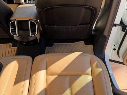 Used 2017 Porsche Cayenne S Platinum w/ Premium Package (PJW) image 23