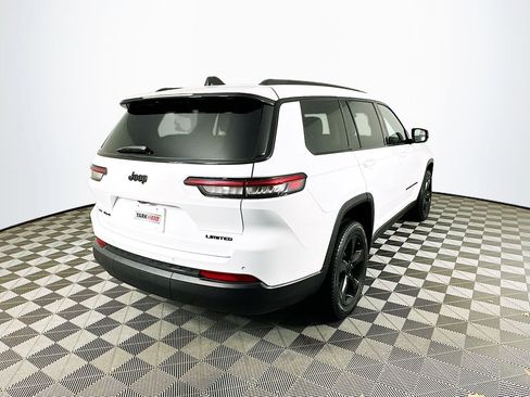Certified 2023 Jeep Grand Cherokee L Limited w/ Black Appearance Package AWD/4WD image 11