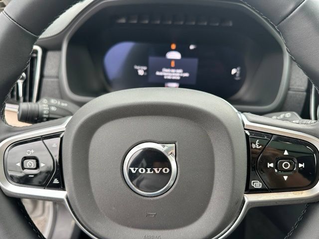 Used 2025 Volvo XC90 B6 Plus AWD/4WD image 48