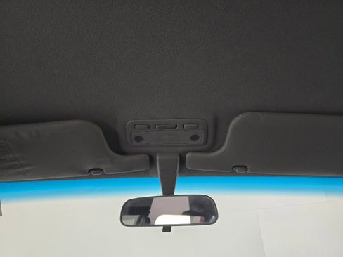 Used 1999 Toyota RAV4 4WD 4-Door image 25