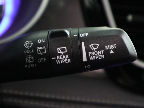 New 2026 Chrysler Pacifica Select image 32