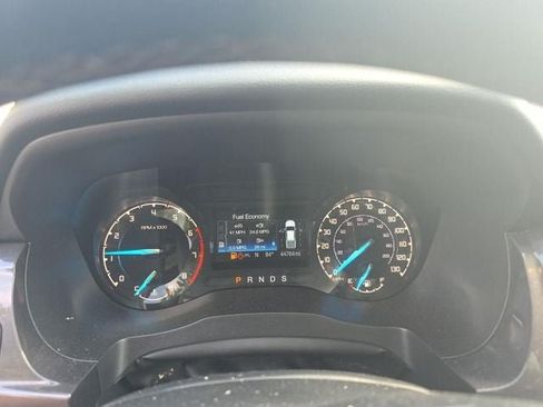 Used 2023 Ford Ranger Lariat w/ Technology Package AWD/4WD image 13