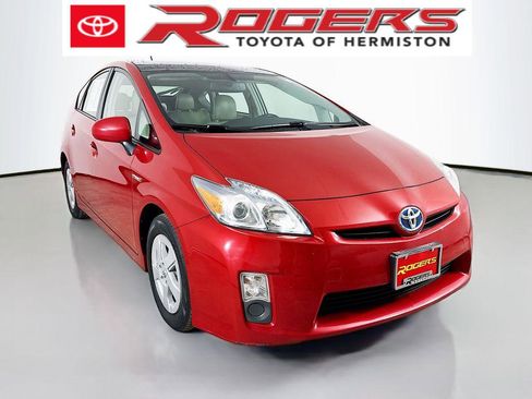 Used 2011 Toyota Prius Five image 1